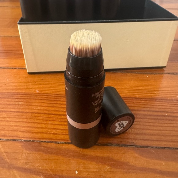 Nudestix all over face color - Picture 2 of 3